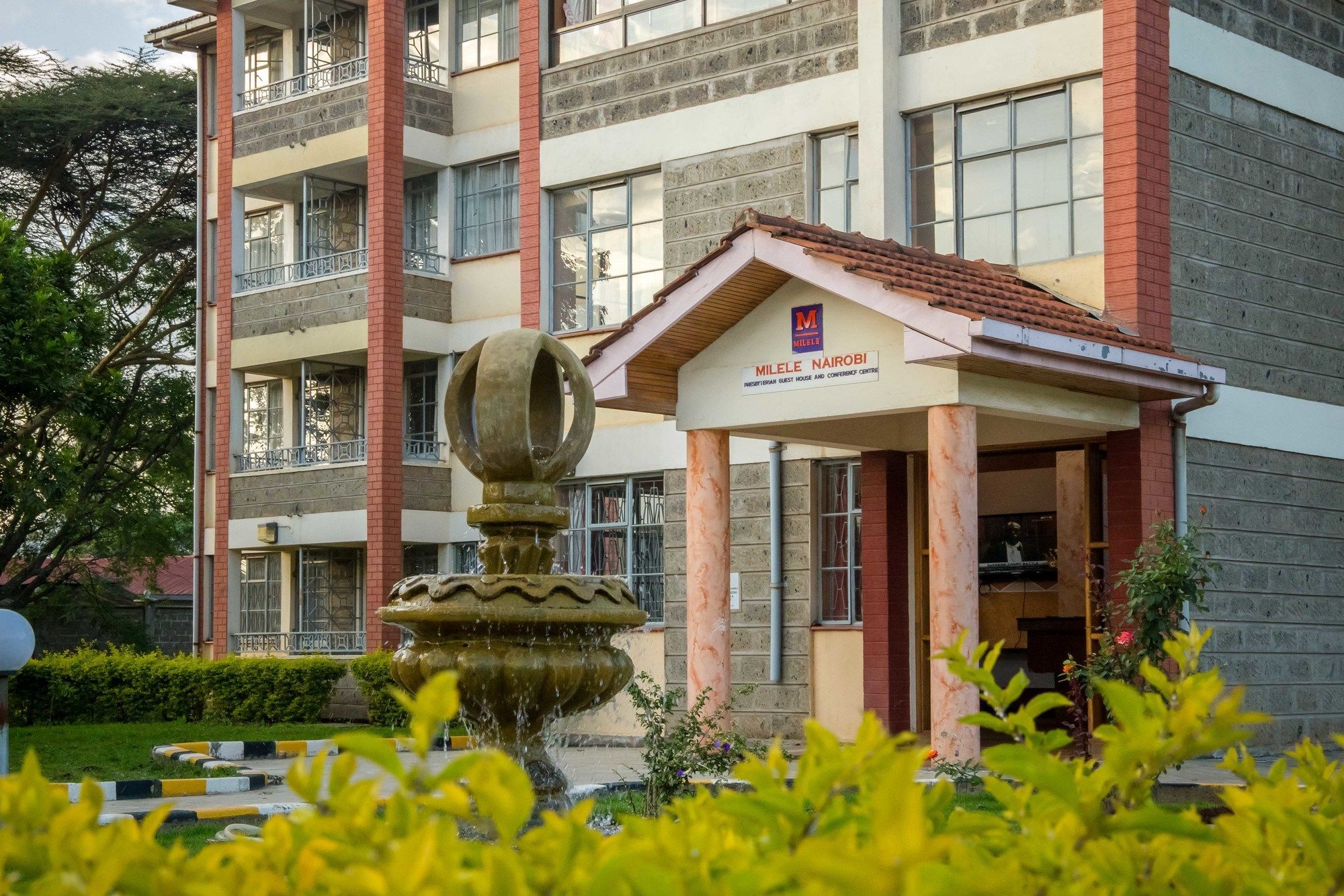 Milele Hotel Nairobi Exterior foto